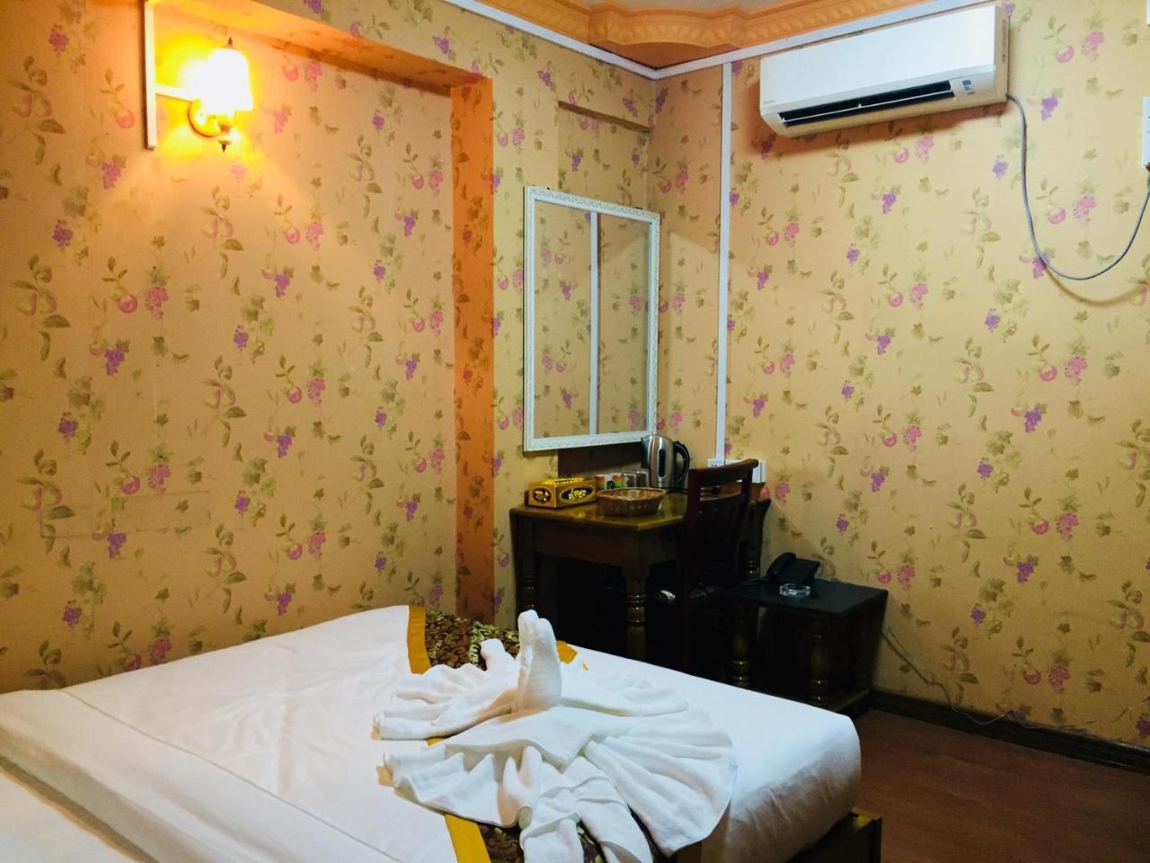 C & Y Hotel Γιανγκόν Εξωτερικό φωτογραφία
