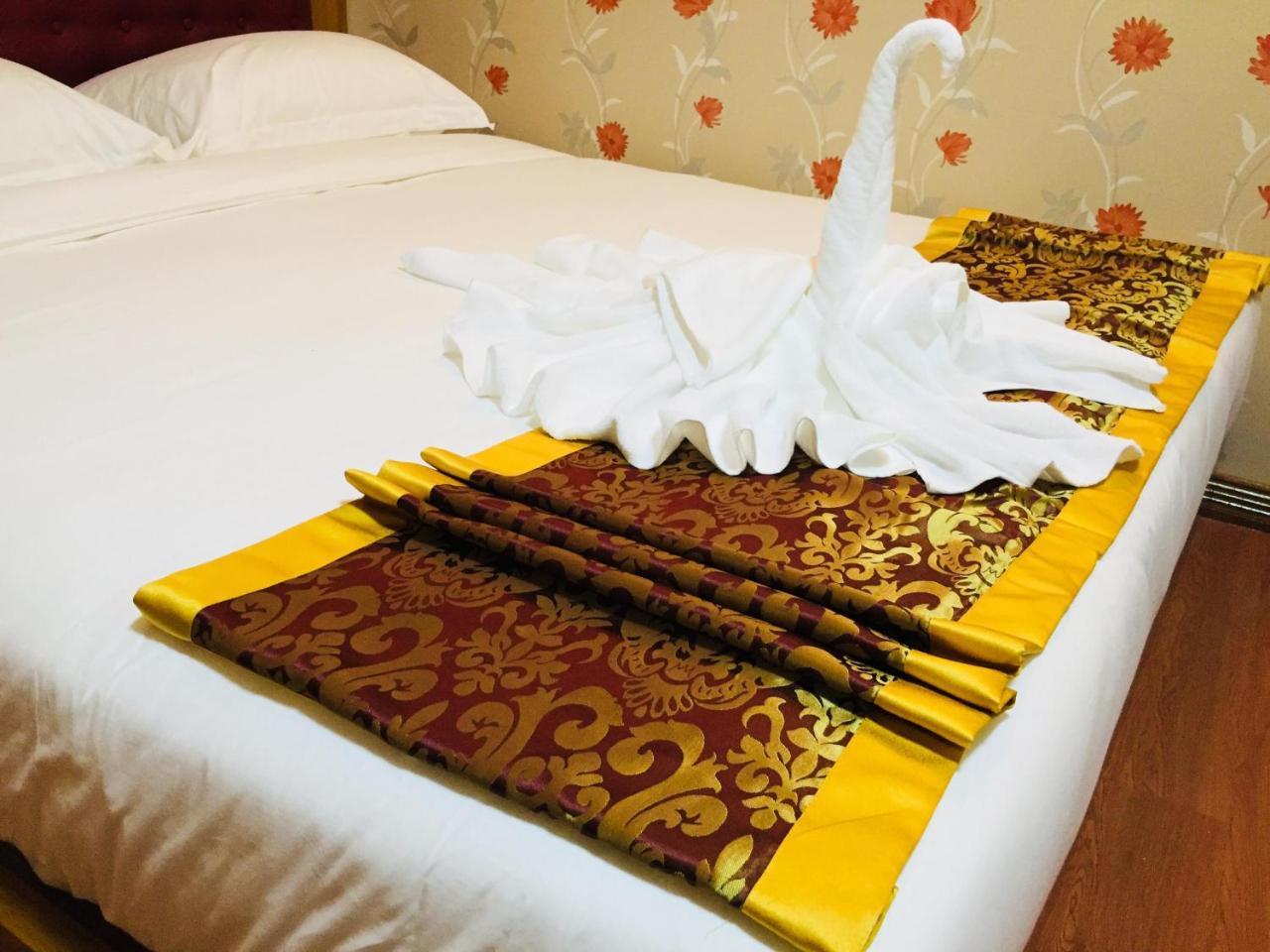 C & Y Hotel Γιανγκόν Εξωτερικό φωτογραφία